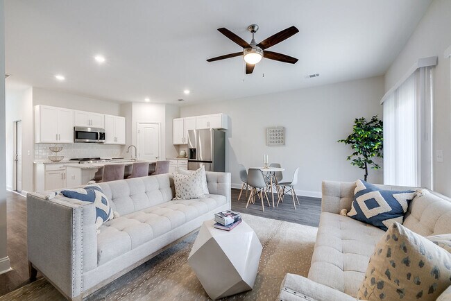 Photo - 37 Belleau Woods Cir