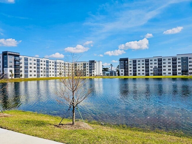 Photo - Millenia Park Orlando