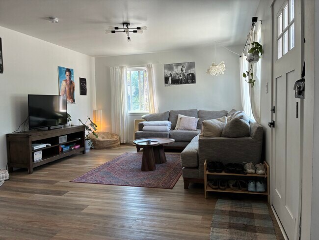 Photo - 2697 S Glenmare St Unit Glenmare
