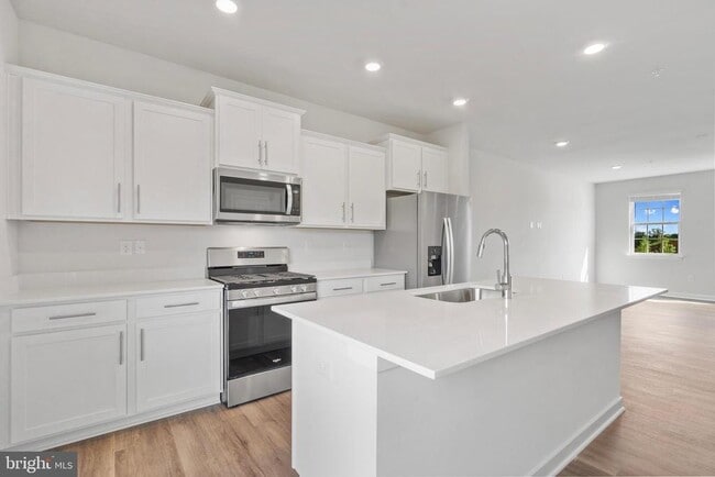 Photo - 16651 Green Glade Dr