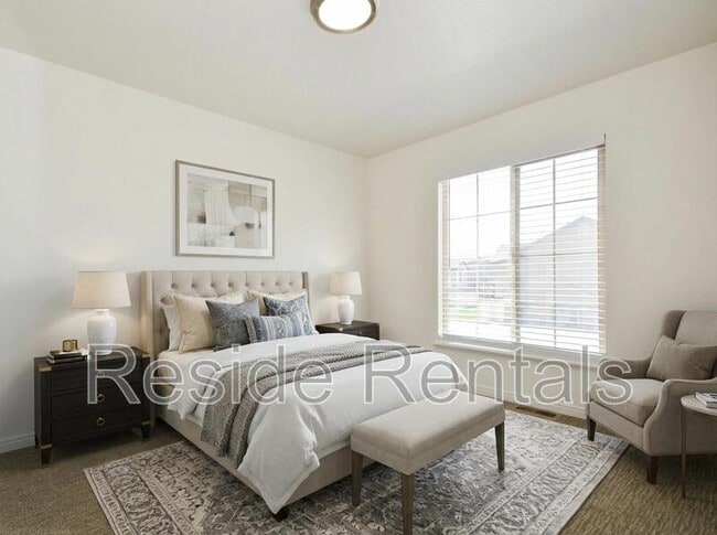 Photo - 450 W 1800 N