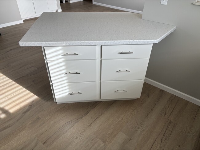 Photo - 1050 Captains Brg