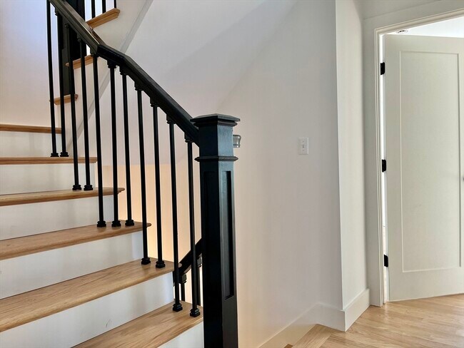 Photo - 140 Arlington St