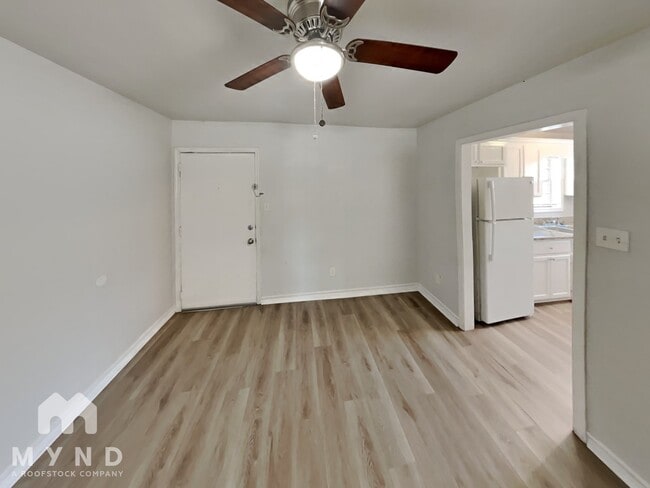 Photo - 1721 Whiting Dr