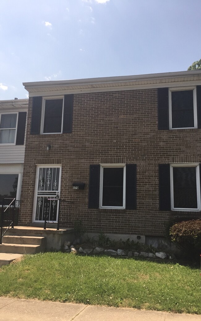 Building Photo - 570 Jamestown Ct Rental