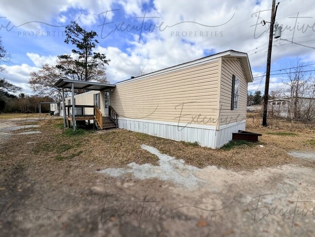 Building Photo - 625 N. Claiborne Street Unit 3