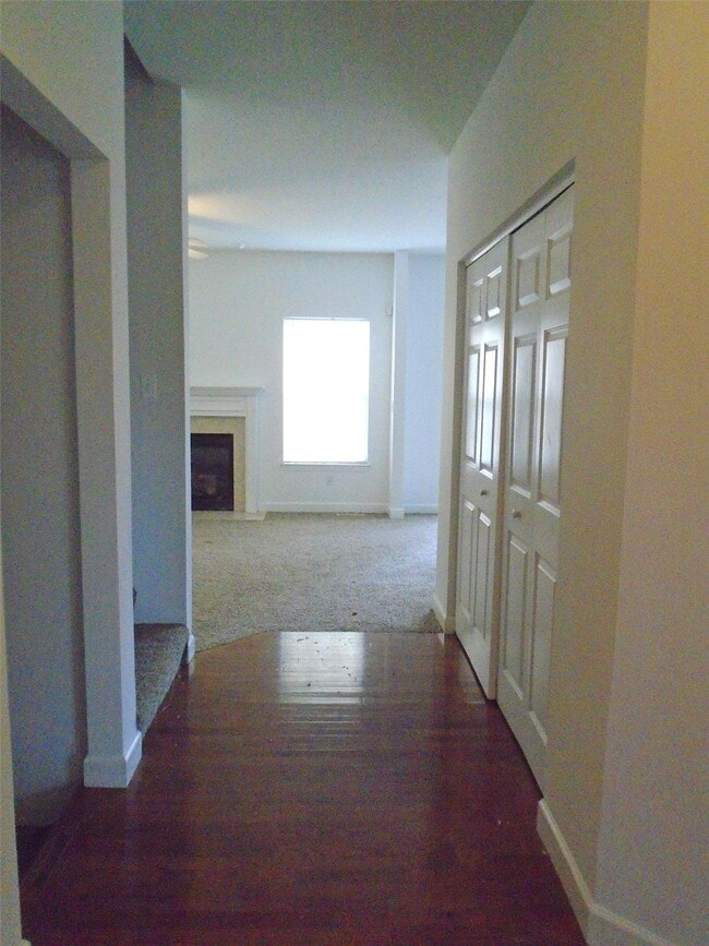 Photo - 706 Titan Dr