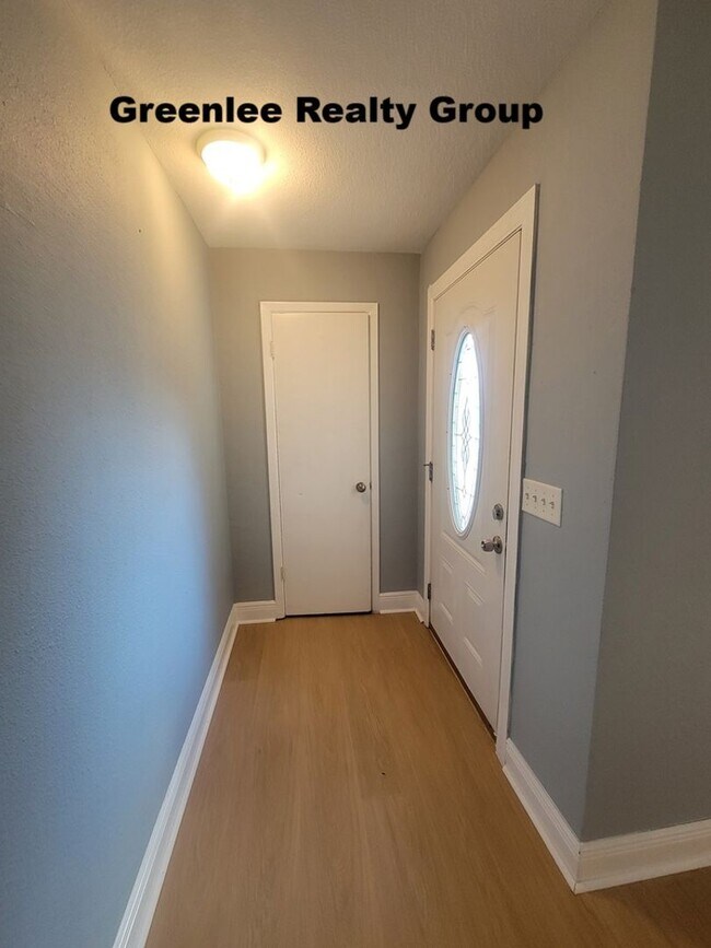 Photo - Beautifully Updated 3 Bedroom/2.5 Bathroom...