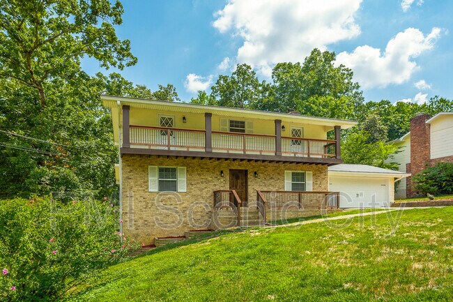 Photo - 508 Briar Park Ln