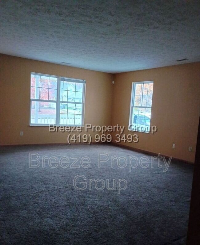 Photo - 2960 Megan Cir