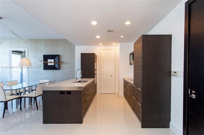 Photo - 200 Biscayne Blvd Way Unit 4512