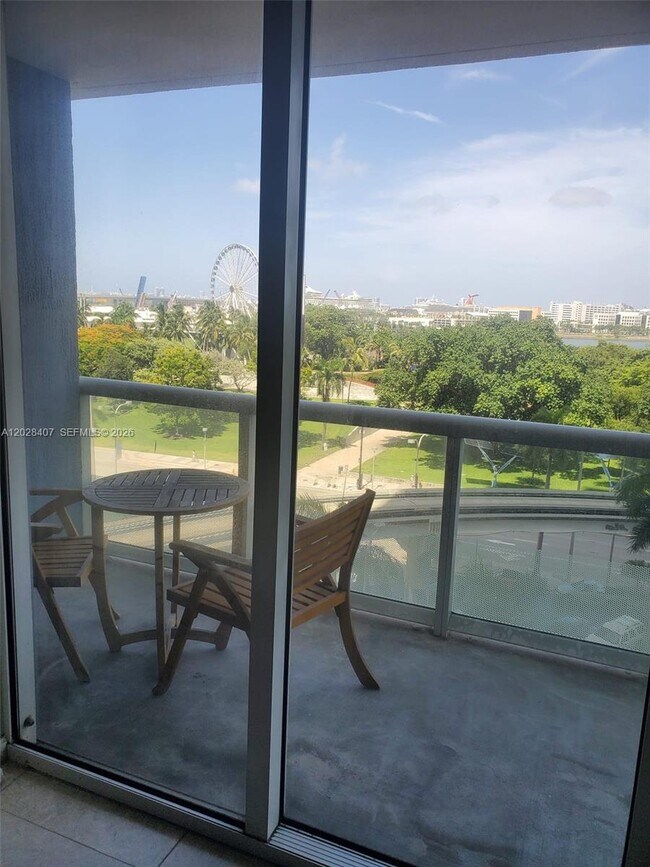 Photo - 50 Biscayne Blvd Unidad 703