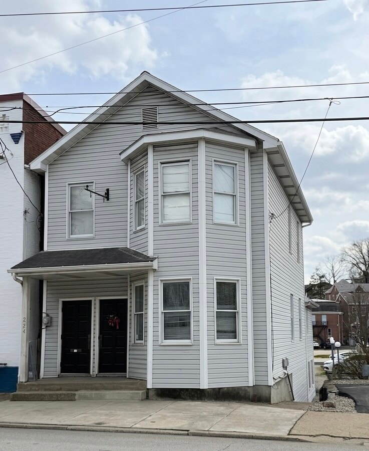 Photo - 224 W Otterman St