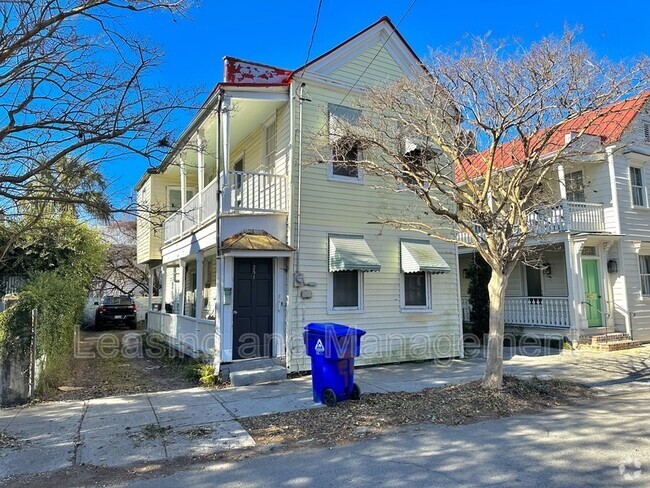 Building Photo - 251 Coming St Rental