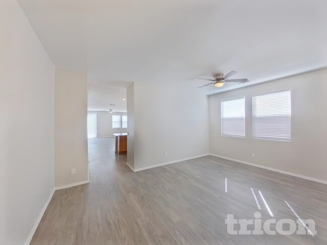 Photo - 19149 N Miller Way