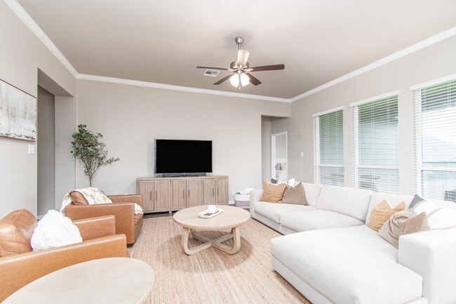 Photo - 10207 Six Shooter Ln