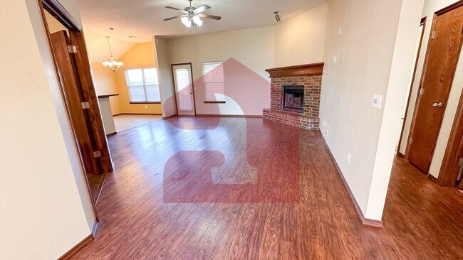 Photo - 1704 January Pl