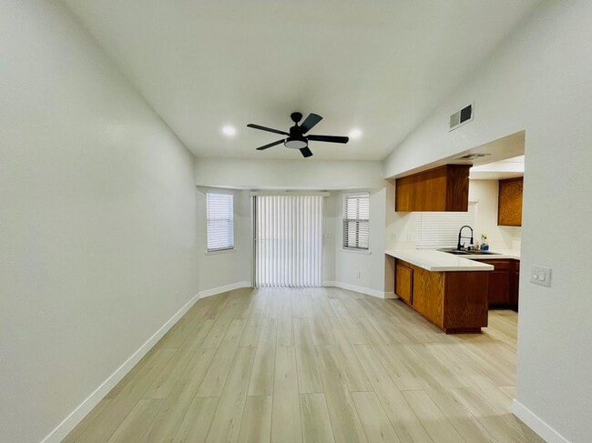 1532 Michelle Ave