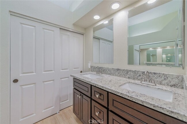 Photo - 128 Agostino Unit 83