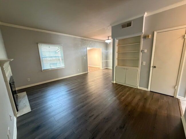 Photo - End unit townhouse in South Park