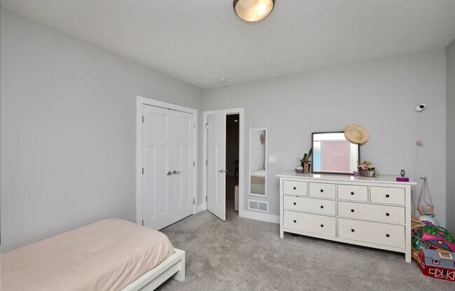 Photo - 2700 Yordi Dr