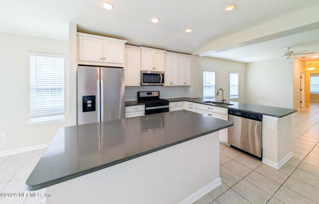 Photo - 531 Narrowleaf Dr