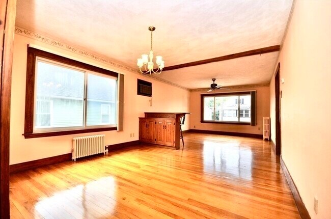 Photo - 40 Englewood Ave Unit 2