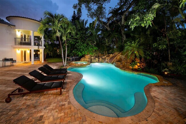 Photo - 1051 NE 89th St