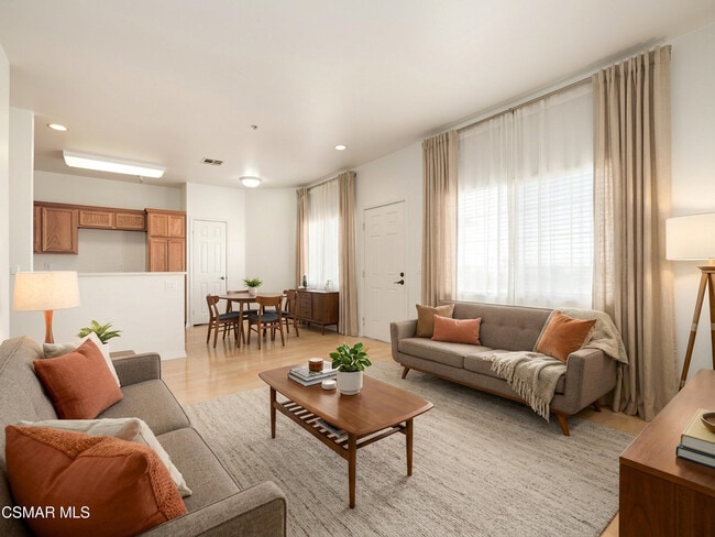 Photo - 1256 E Main St