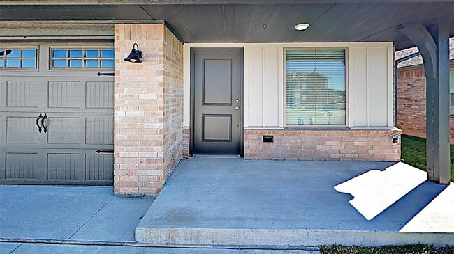 Photo - 427 Summit Ridge Dr