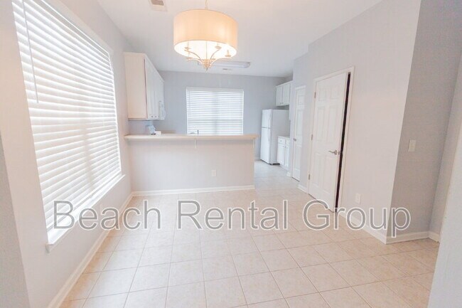 Photo - 211 Connemara Dr