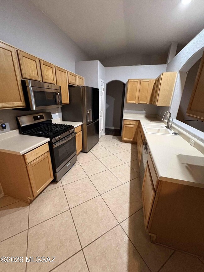 Photo - 8885 N Majestic Mountain Dr