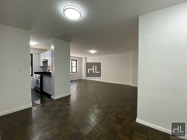 Building Photo - EAST 56 STREET