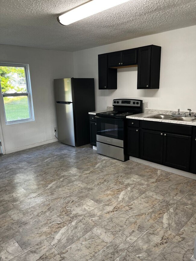 Photo - 520 S Scenic Ave Unidad 520 S Scenic Apt 101