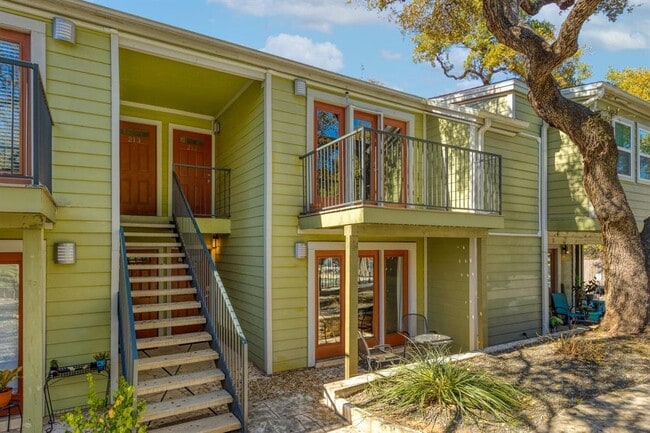 Building Photo - 3601 Menchaca Rd Unit 212