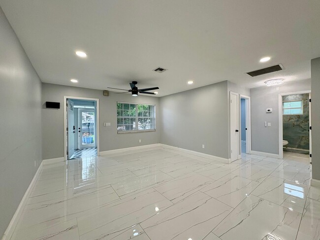 Photo - 1733 Sunset Ave