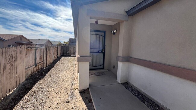 Photo - Fabulous 2 bedroom home located near new D...