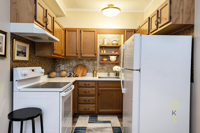 Photo - 1100 Beacon St Unit 1A