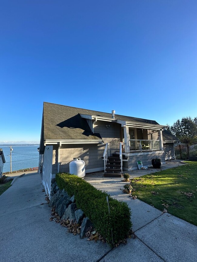 Beautiful rental in Driftwood shores commu... - Beautiful rental in Driftwood shores commu...