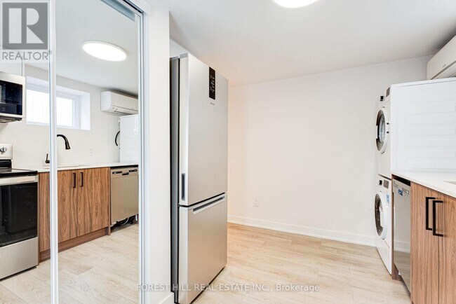 Photo - 50 William Cragg Dr