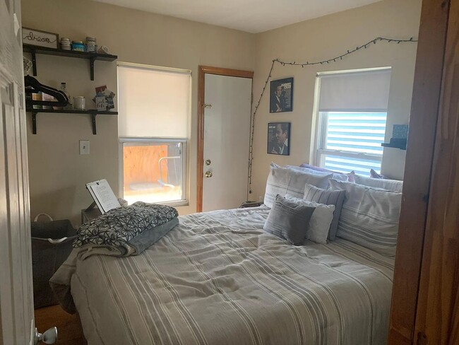 Photo - 11 Carpenter St Apartments Unit #2