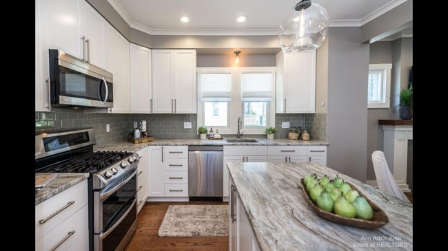 Photo - 1040 Olivia Ave