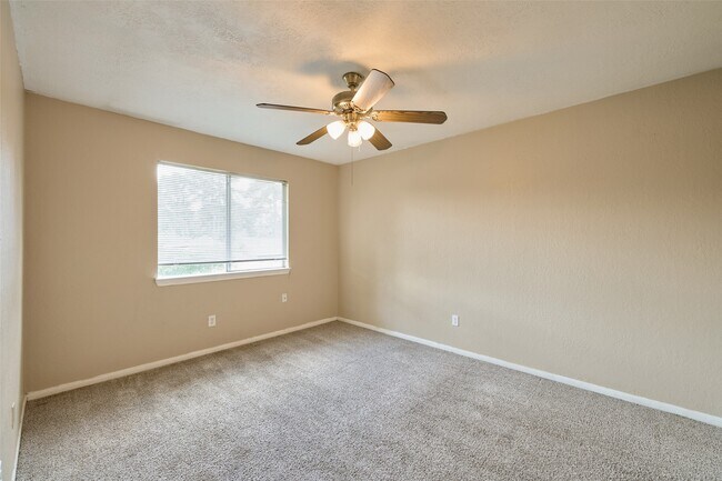 Photo - 23311 Grand Rapids Ln