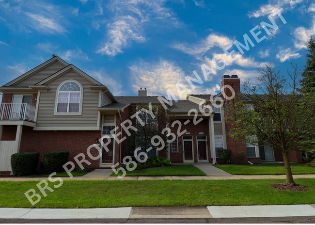 Building Photo - Clinton Township 2 bedroom 2 bath Condo