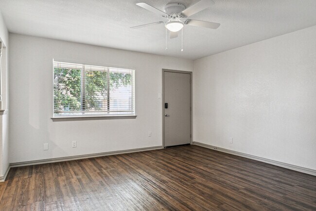 Photo - Colony House