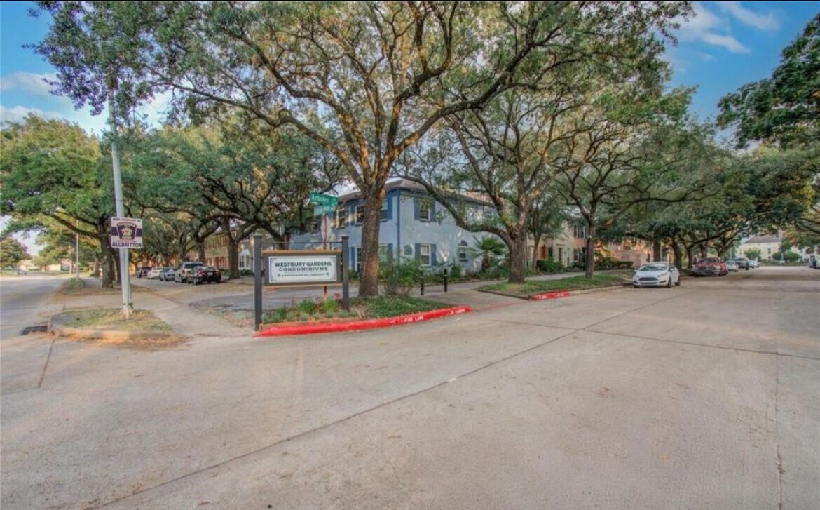 Photo - 11609 Chimney Rock Rd Unidad B