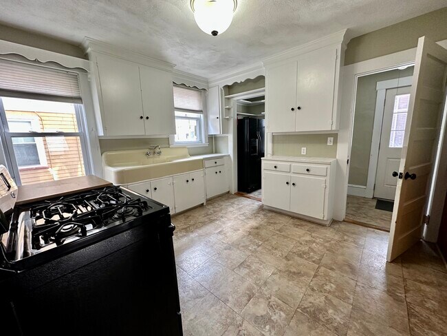 Photo - 82 Bromfield Rd