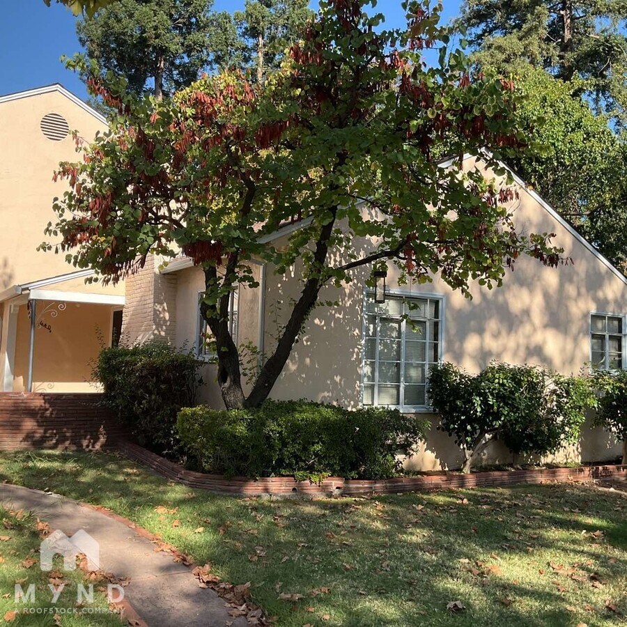 644 San Miguel Way Condo Condo for Rent in Sacramento, CA