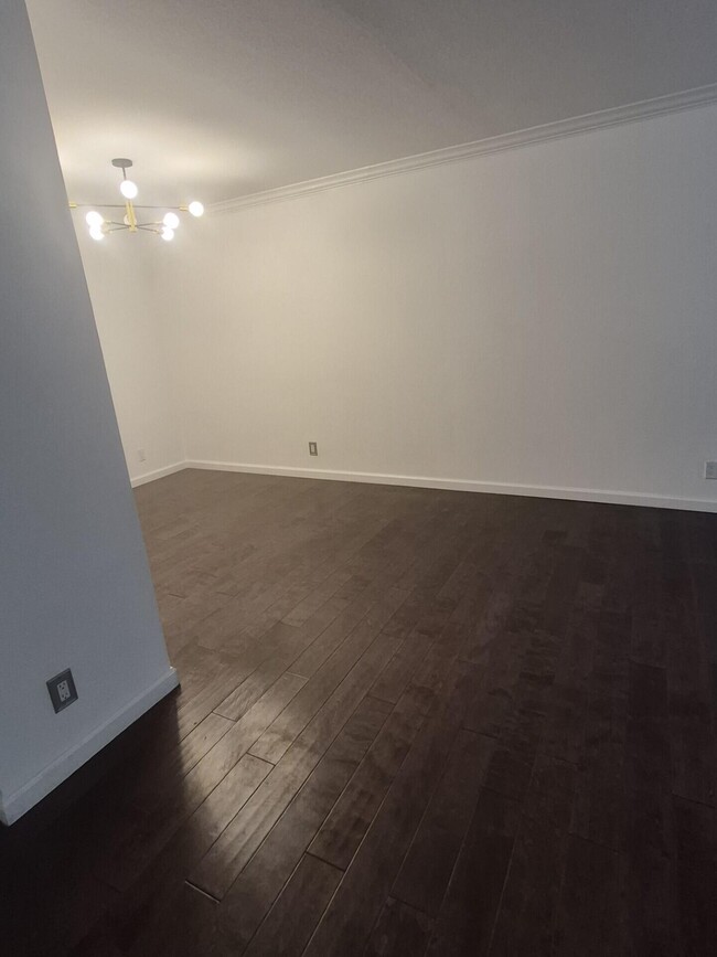 Photo - 600 W 9th St Unit 207