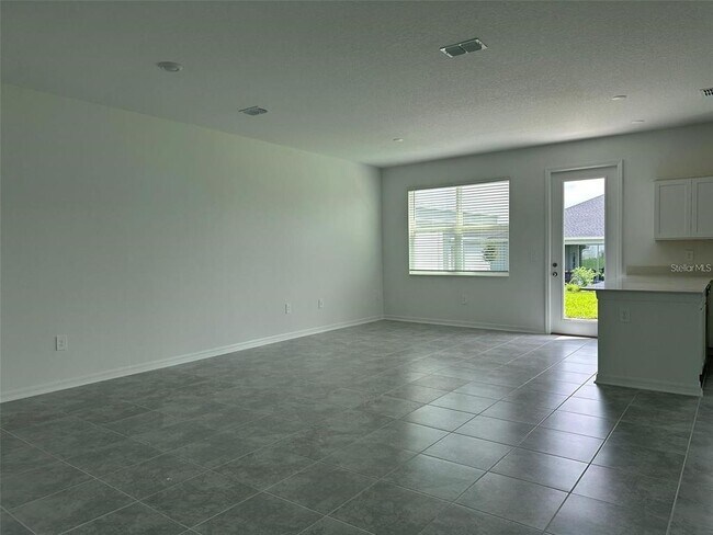 Photo - 145 Nine Iron Dr